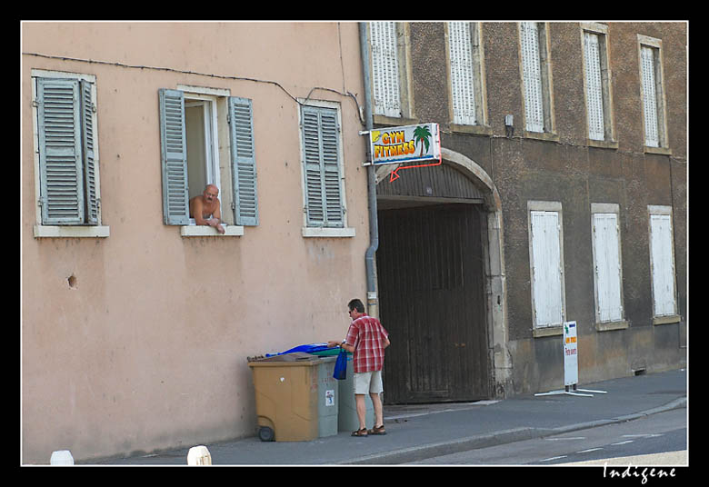 Les gens aux fentres