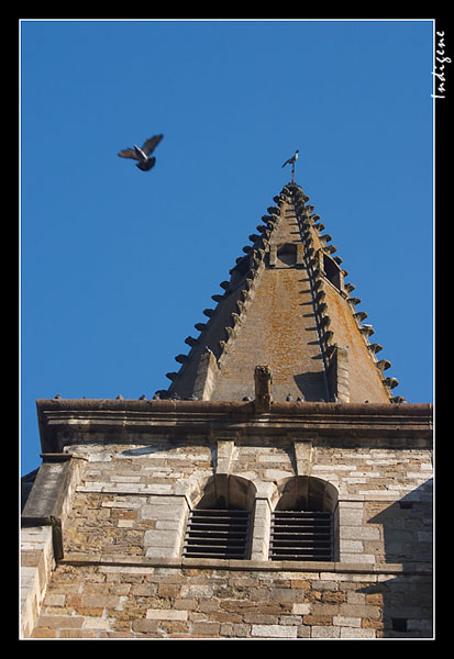 Clocher en pierres de Nolay