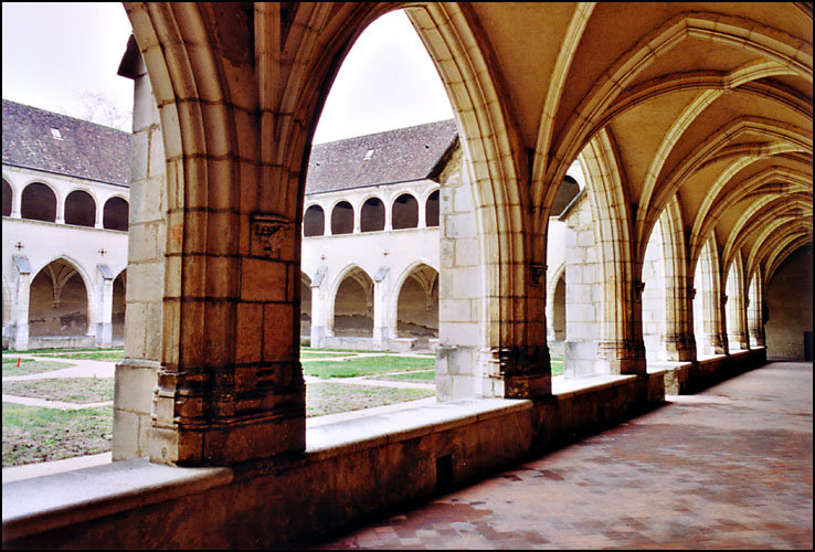 Les arcades du cloitre