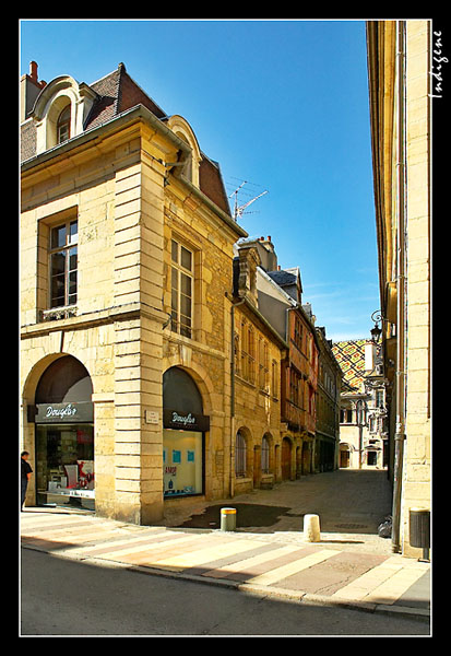 Dijon - Rue de la Porte Aux Lions