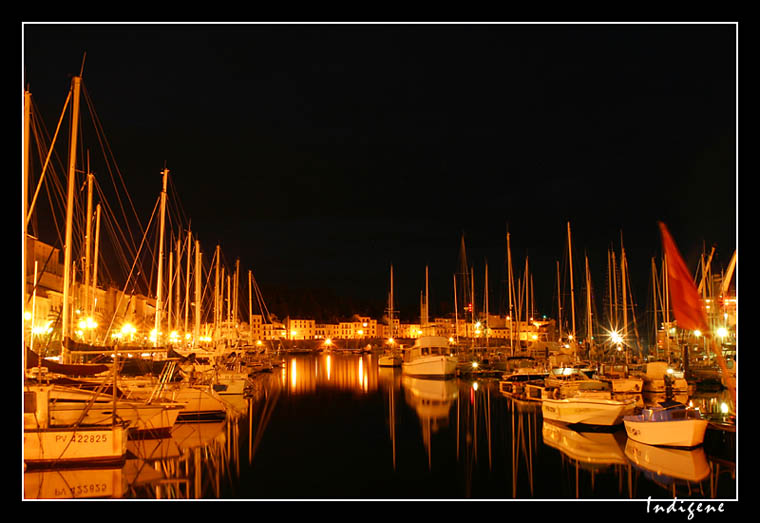 La nuit sur le port