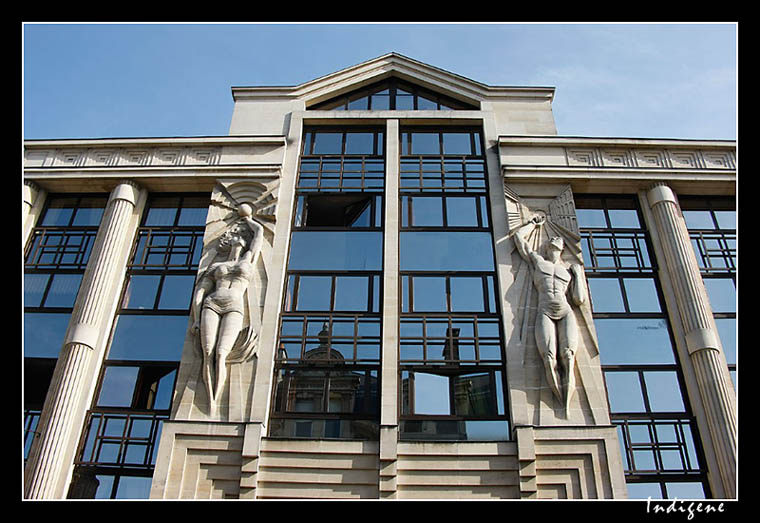 La faade aux statues