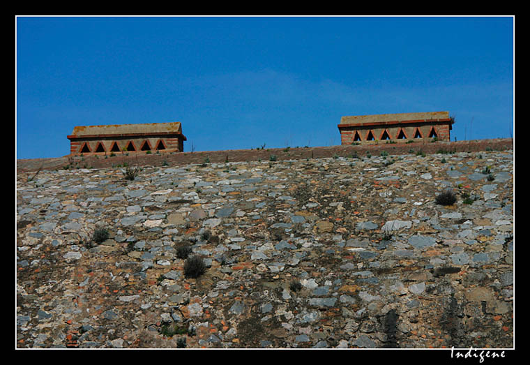 Les murs d'enceinte