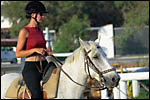 photo La belle cavalire rouge