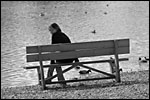 photo Elodie sur un banc